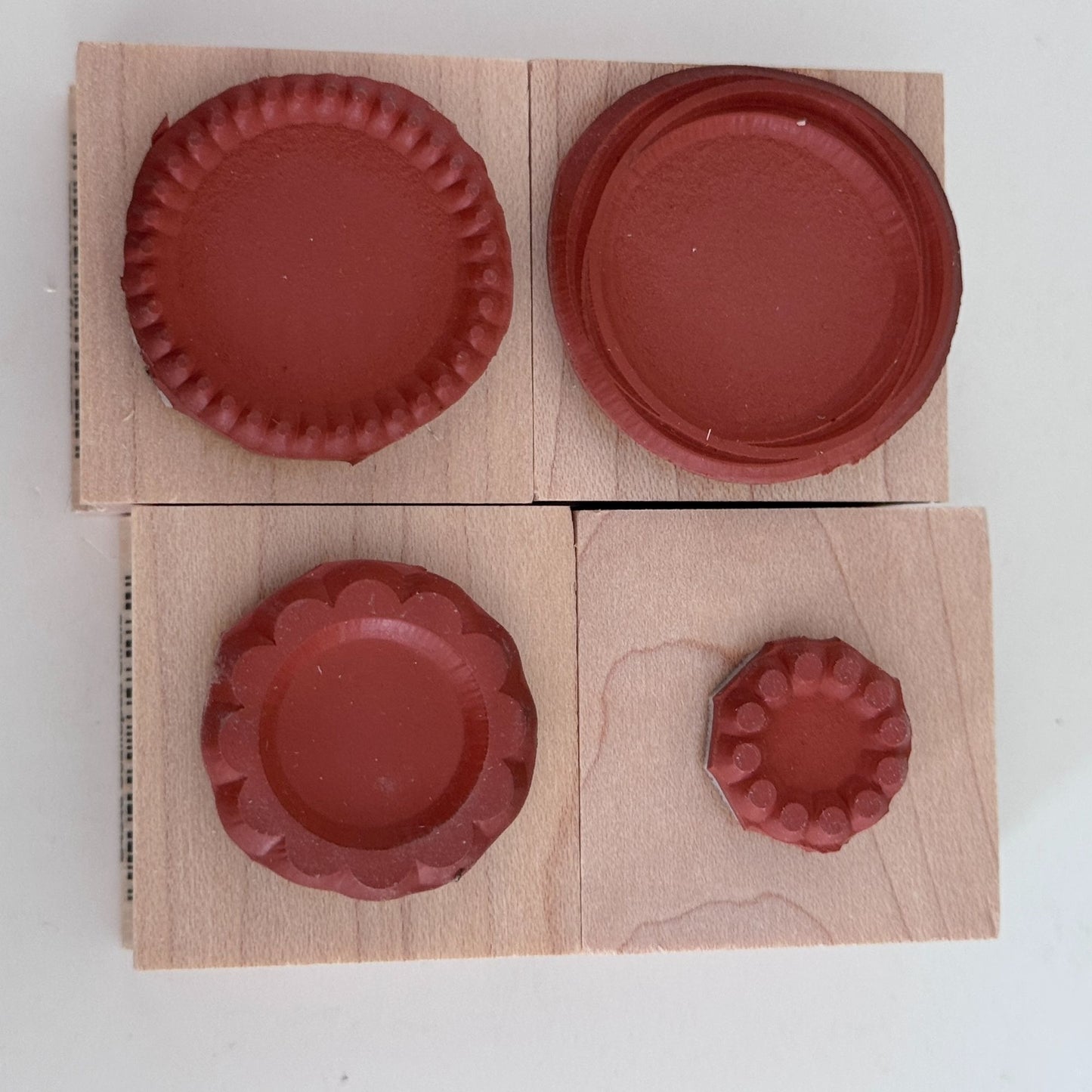 Hero Arts Rubber Stamp Layering Circles Set Tiny Dot Scalloped Circle Cardmaking Craft Shapes