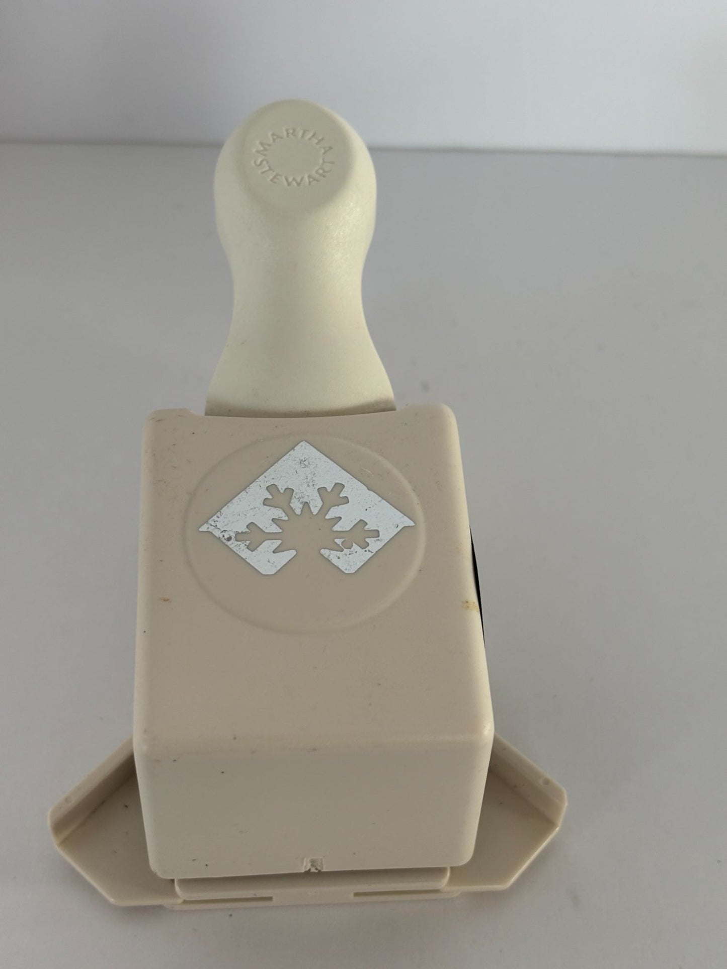 Martha Stewart Paper Punch Snowflake Corner Christmas Card Making Winter Holiday