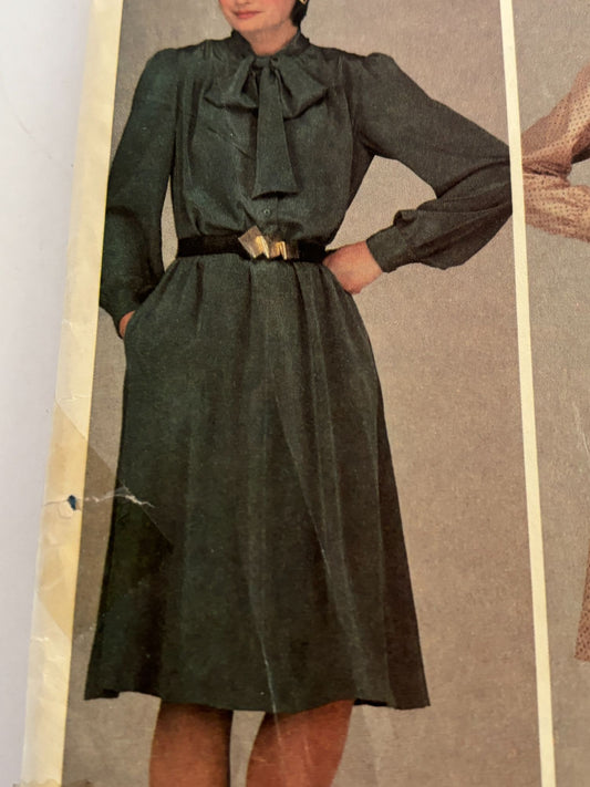 McCalls Sewing Pattern 8674 Dress Vintage Buttoned Bodice Tie Collar 1980s 14 UC