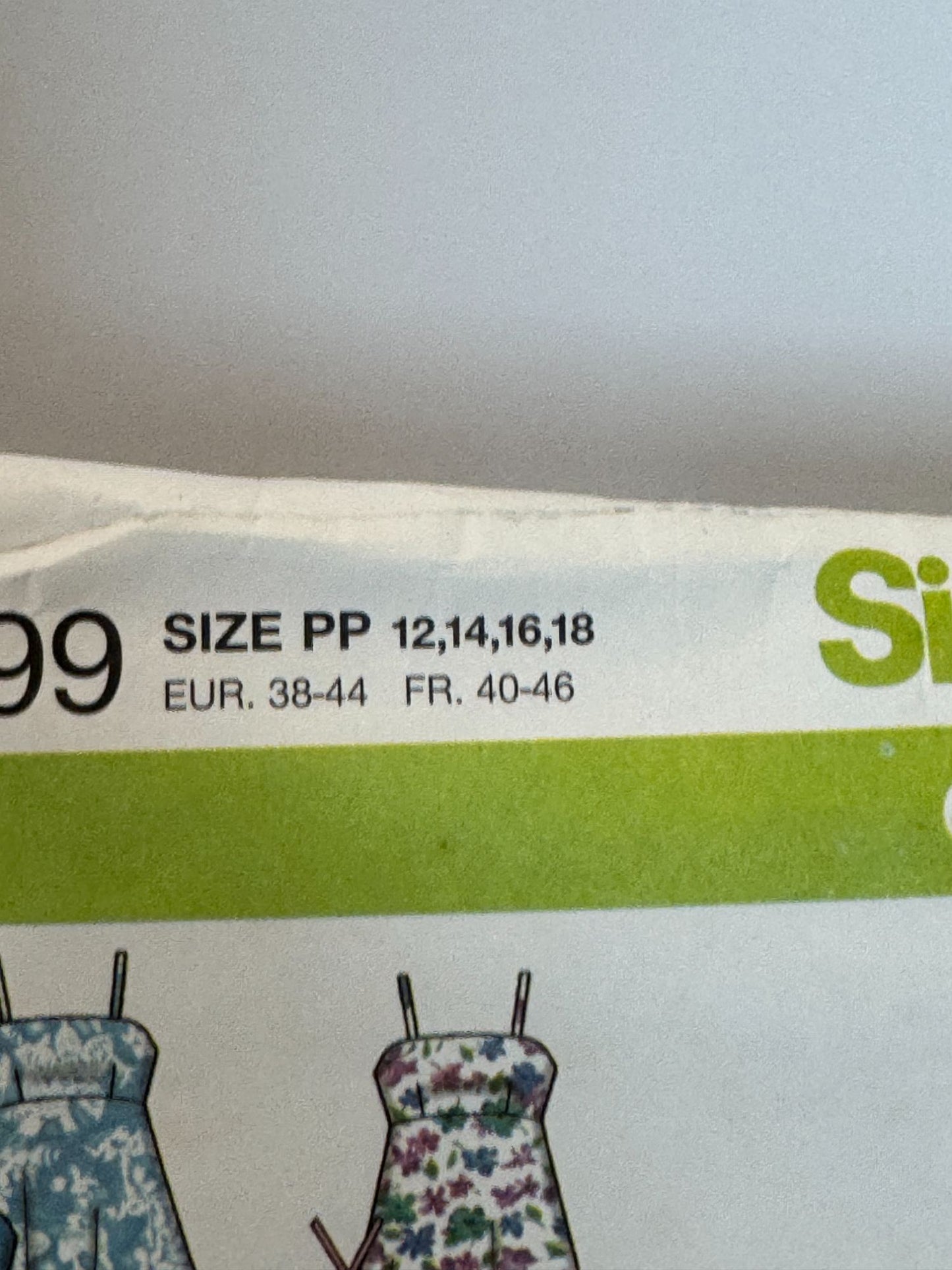 Simplicity Sewing Pattern 4999 Easy to Sew Pants Shorts Dress Top Outfit 12-18