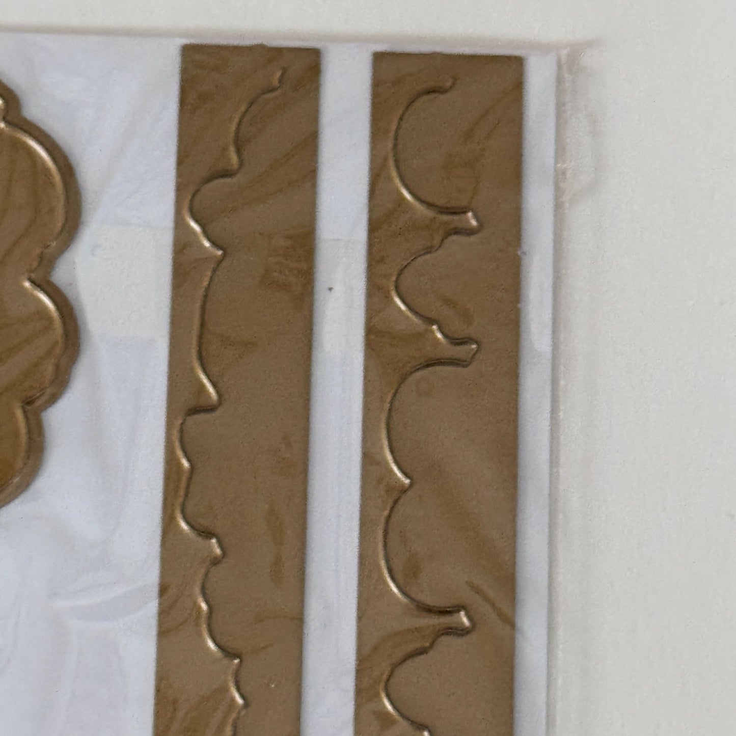 Anna Griffin Cuttlebug Metal Cutting Dies Set Garden Cuttings Floral Border Leaf Embossing