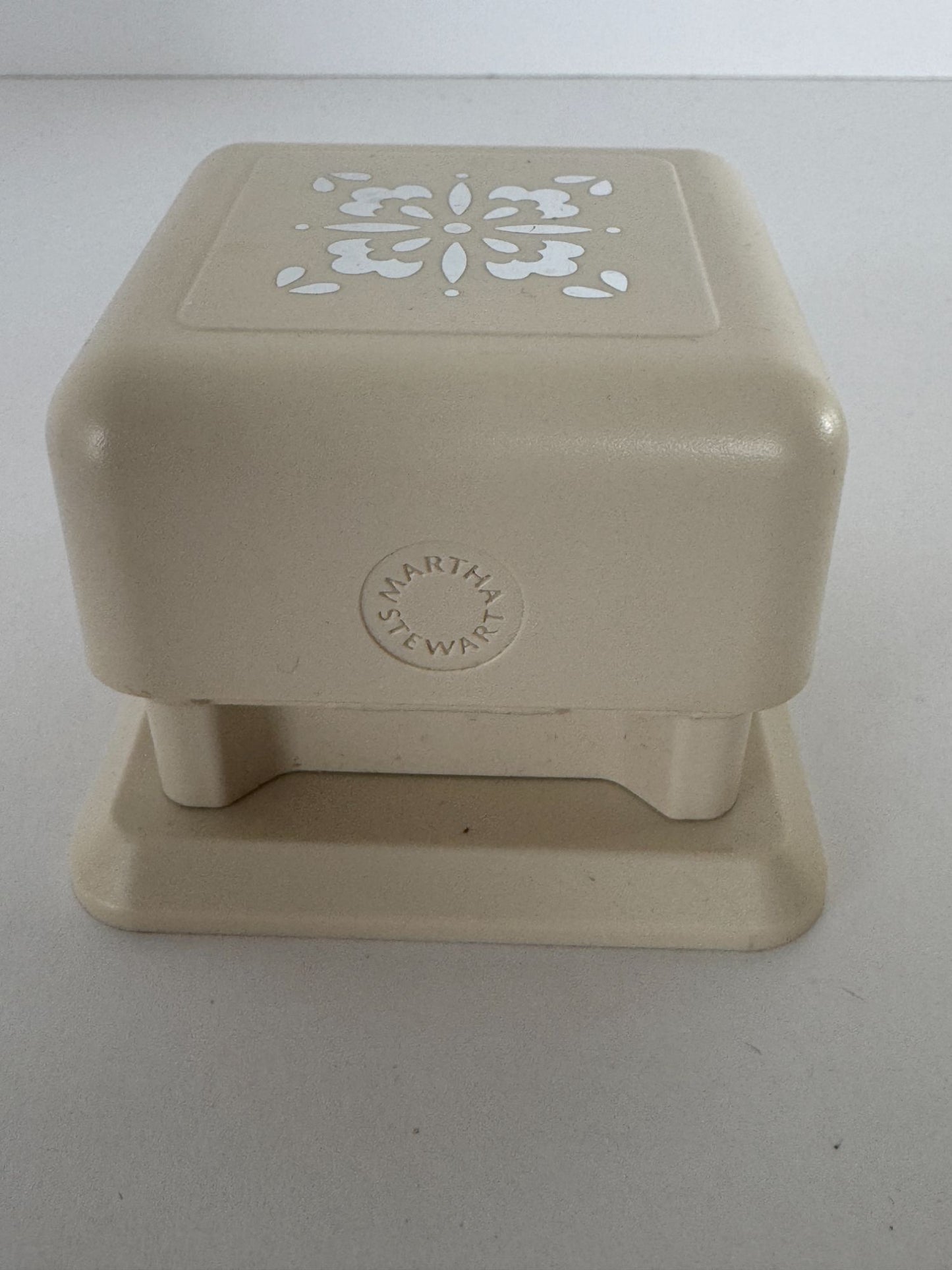 Martha Stewart Floral Tile Paper Punch All Around the Page Crafting Scrapbooking