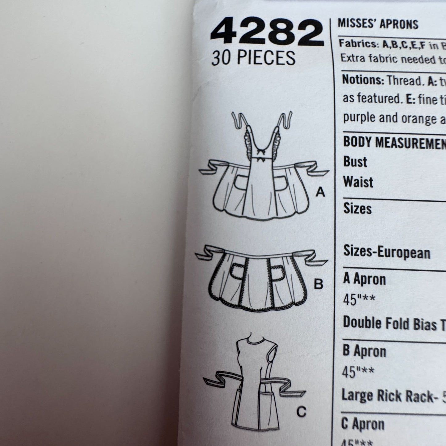 Simplicity Sewing Pattern 4282 Kitchen Half Apron Vintage Style Retro Farmhouse S-L Uncut Baking