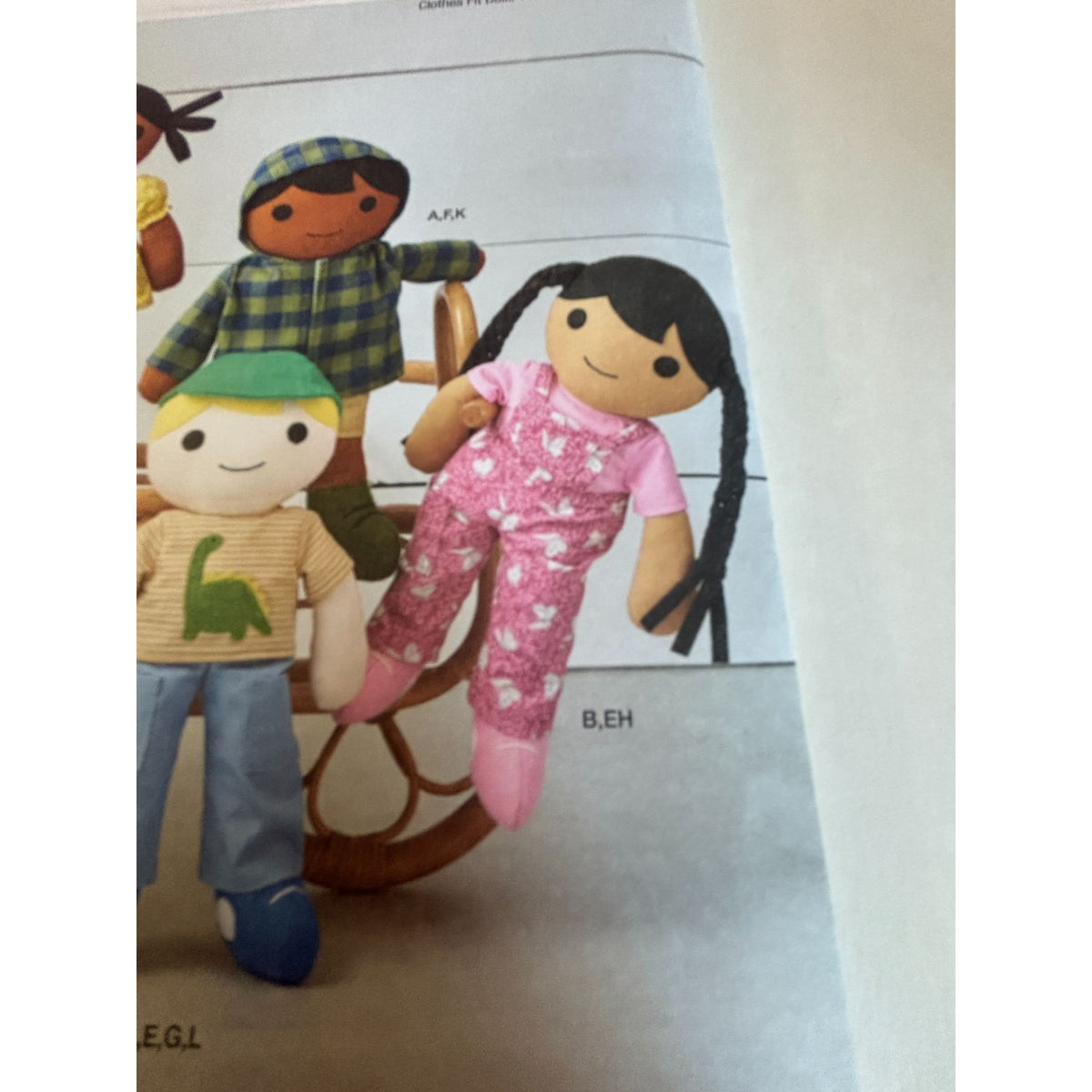 Simplicity Sewing Pattern R11753 Cloth Dolls and Clothes Clothing Toy 14.5 in UC