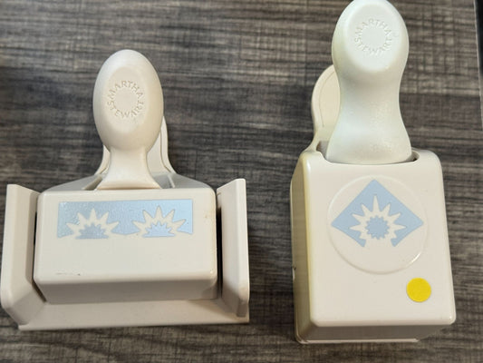 Martha Stewart Paper Punches Star Burst Around the Page Corner Border Starburst