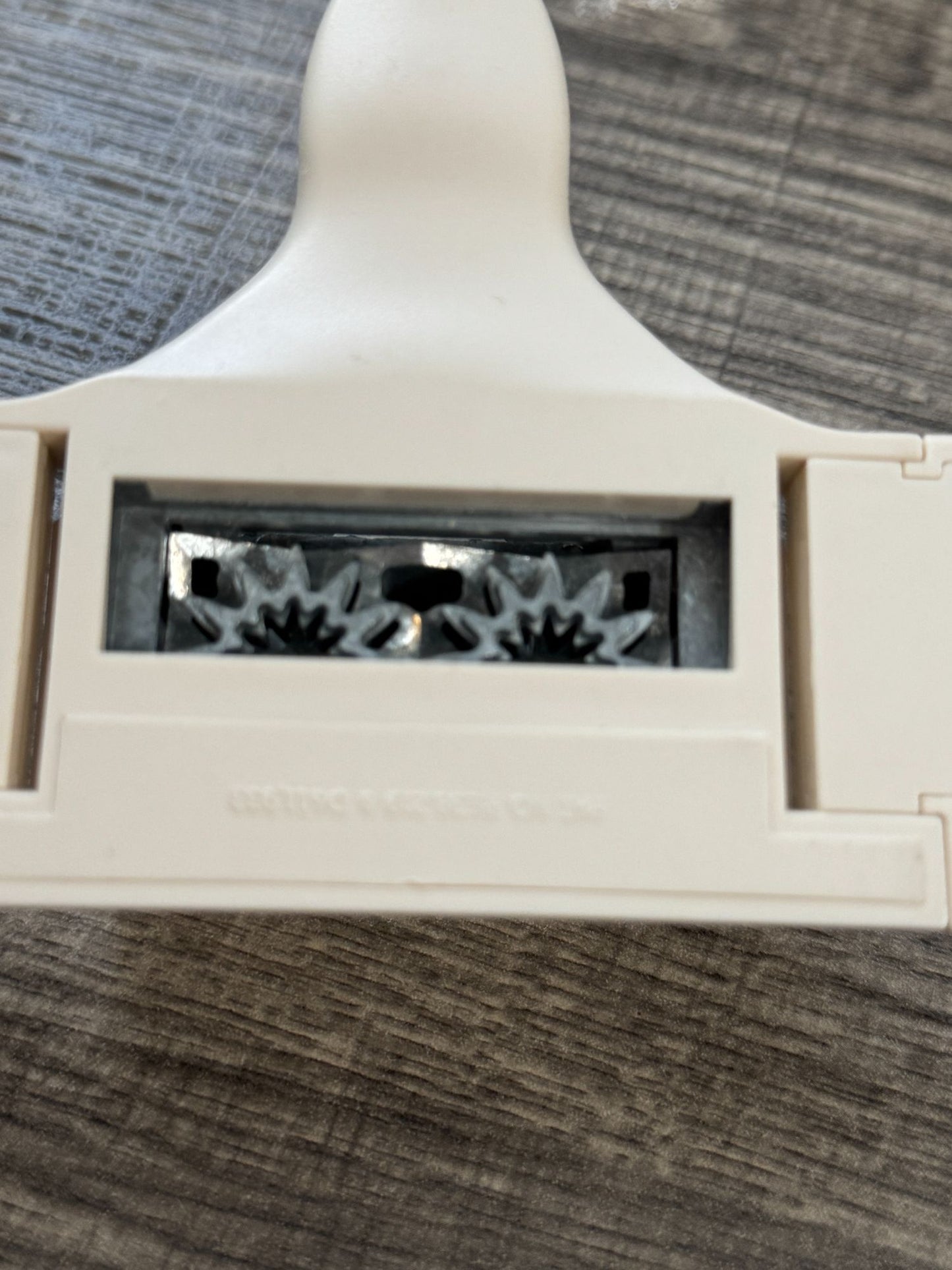 Martha Stewart Paper Punches Star Burst Around the Page Corner Border Starburst