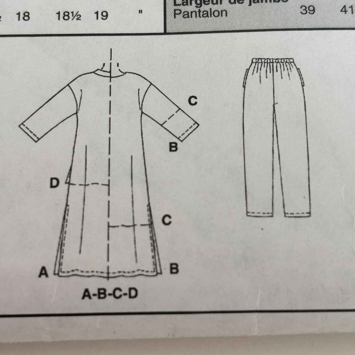 McCalls Sewing Pattern 2525 Womens Caftan Pants 26W-32W Loungewear Set Uncut Plus Size 1990s