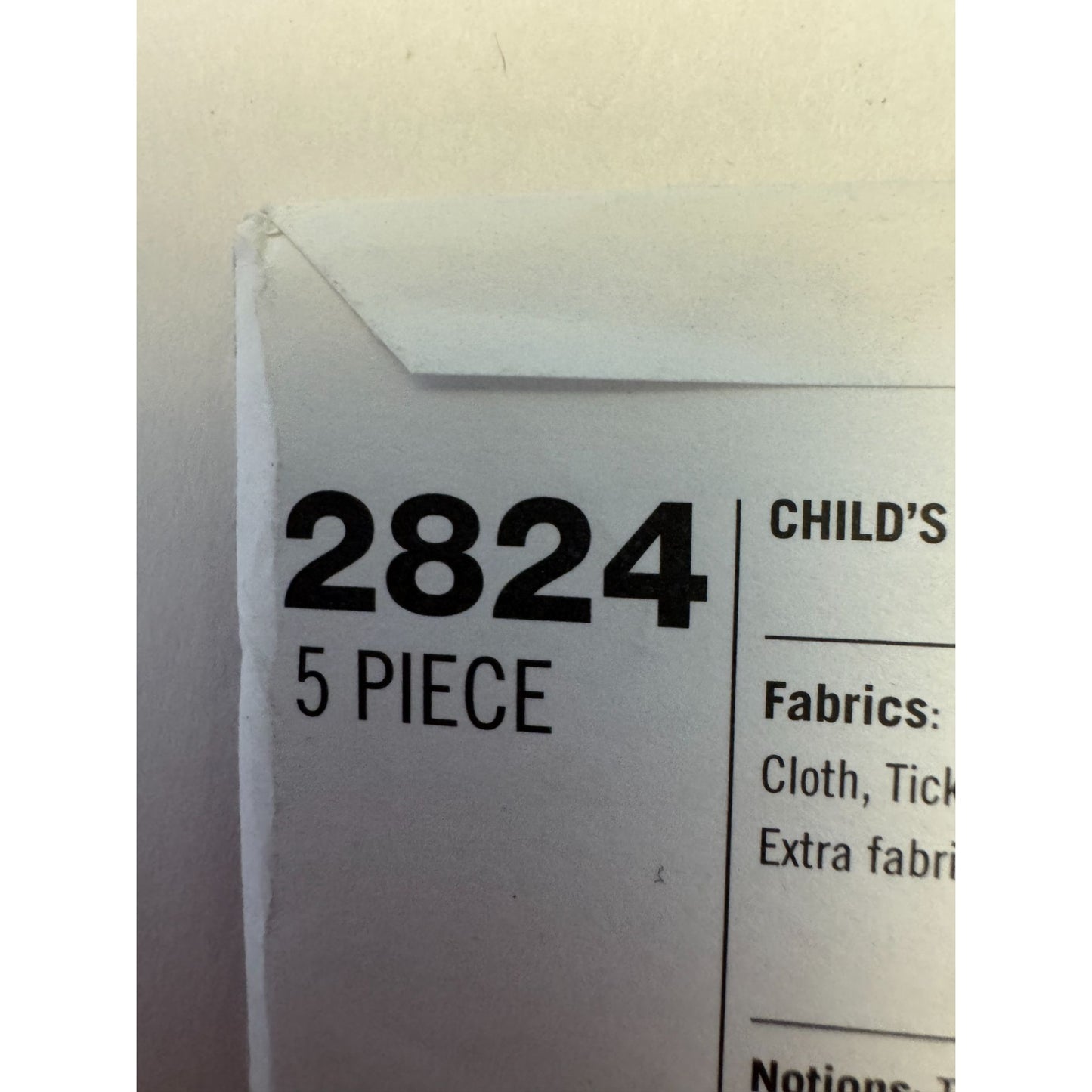 Simplicity Sewing Pattern 2824 Apron Mother Daughter Mommy and Me Matching Uncut