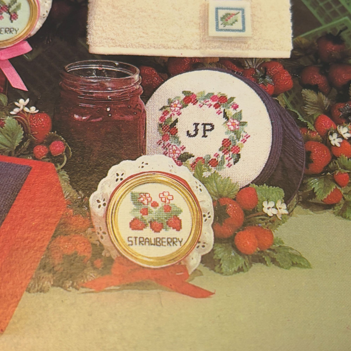 Leisure Arts Cross Stitch Patterns Berry Jelly Jar Tops Canning Strawberry 198