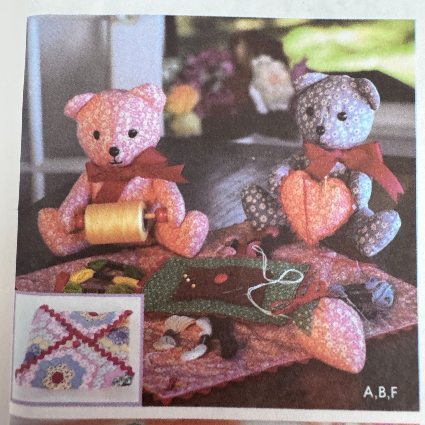 Simplicity Sewing Pattern 5227 Shirley Botsford Craft Projects Dolls Bears & Pin Cushions One Size
