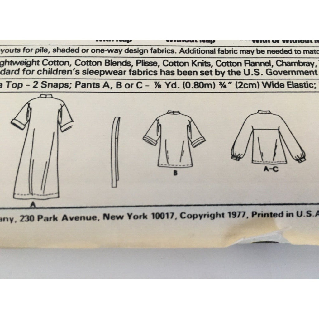 McCalls Sewing Pattern 5789 Girls Boys Robe Pajamas Sleepwear Sz Large 12-14 UC