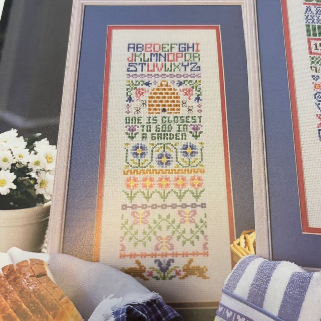 Leisure Arts Cross Stitch Patterns Leaflet 3046 Sunny Samplers Beehive Garden