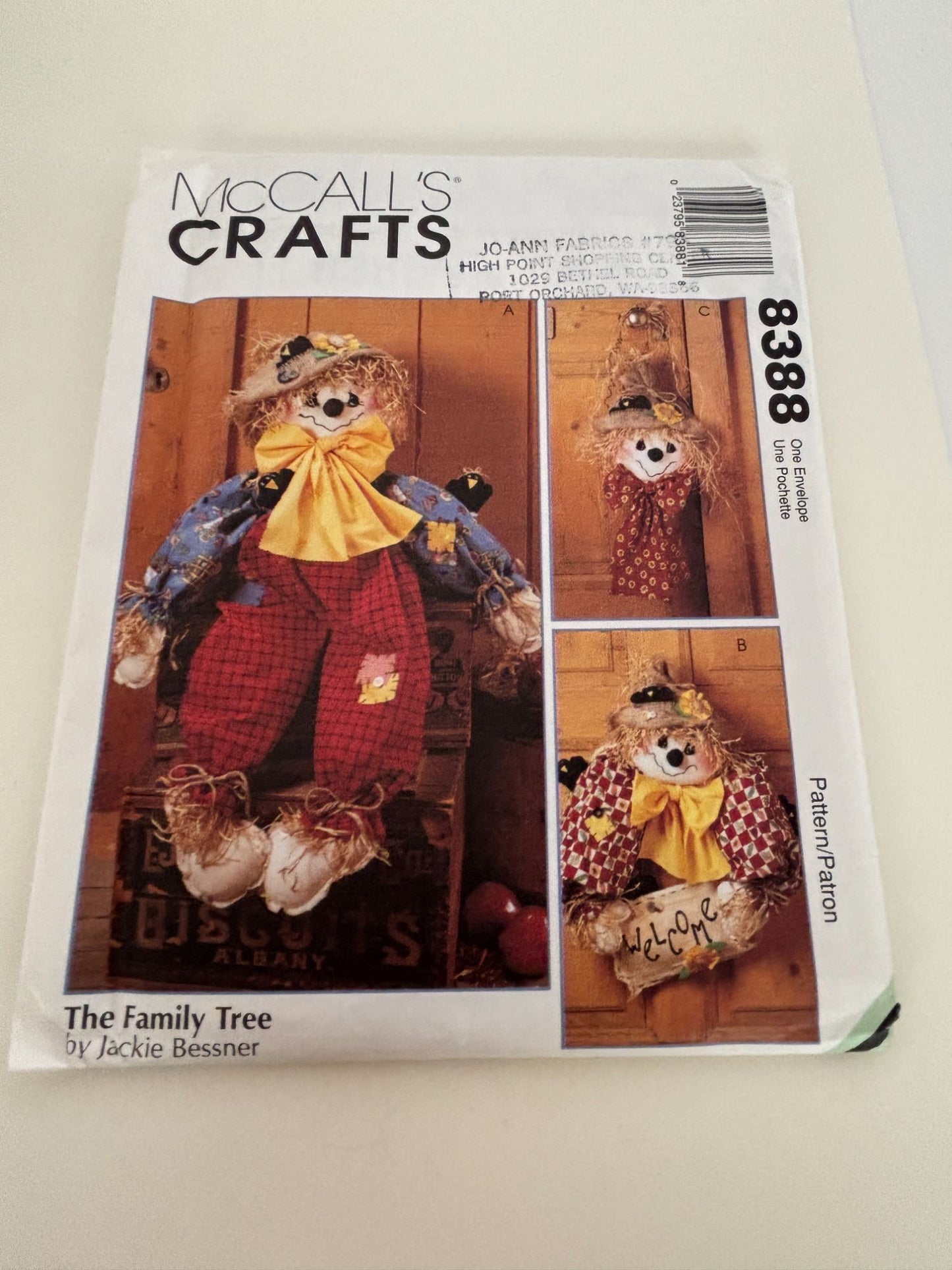 McCalls Crafts Sewing Pattern 8388 Scarecrow Doll Door Wreath Fall Home Decor UC