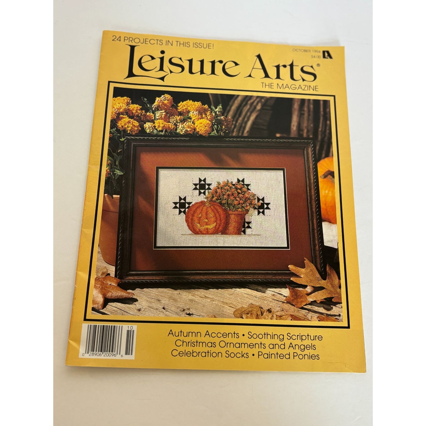 Leisure Arts The Magazine October 1994 Christmas Ornaments Crochet Cross Stitch