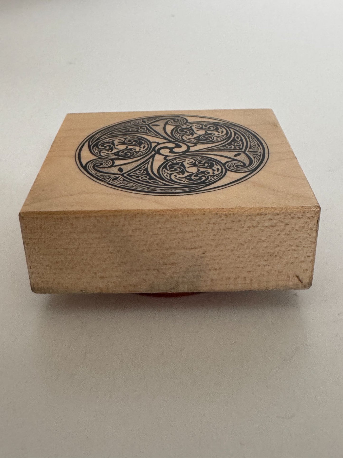 PSX Rubber Stamp Celtic Knot Irish Triple Spiral Triskelion Circle Symbol F-2454