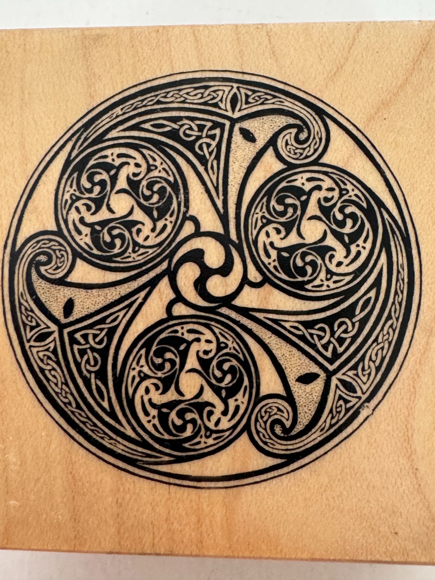 PSX Rubber Stamp Celtic Knot Irish Triple Spiral Triskelion Circle Symbol F-2454