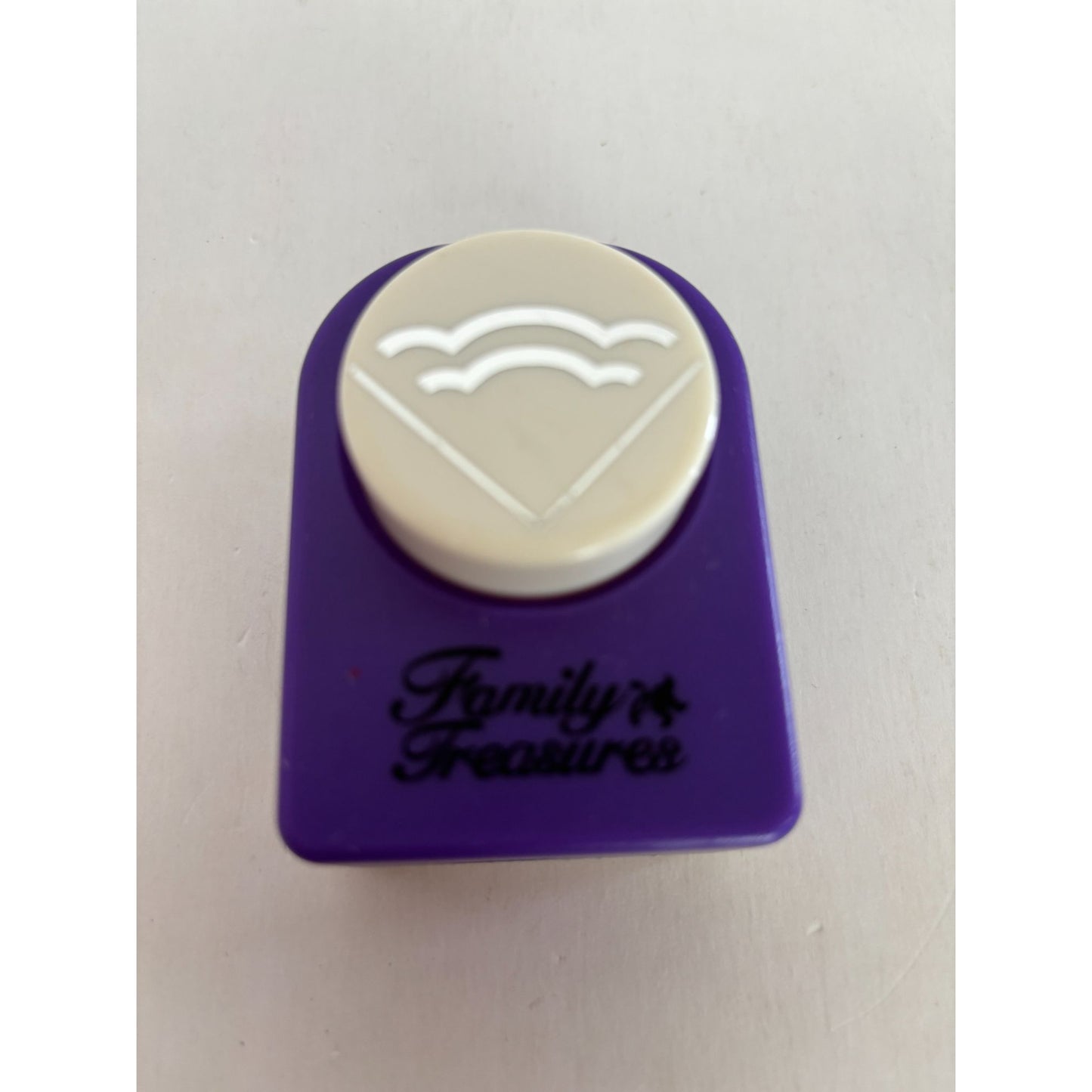 Family Treasures Paper Punch Corner Decorative Waves Card Making Scrapbooking