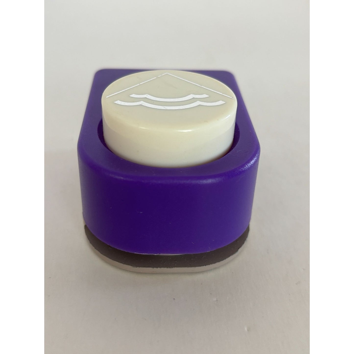 Family Treasures Paper Punch Corner Decorative Waves Card Making Scrapbooking