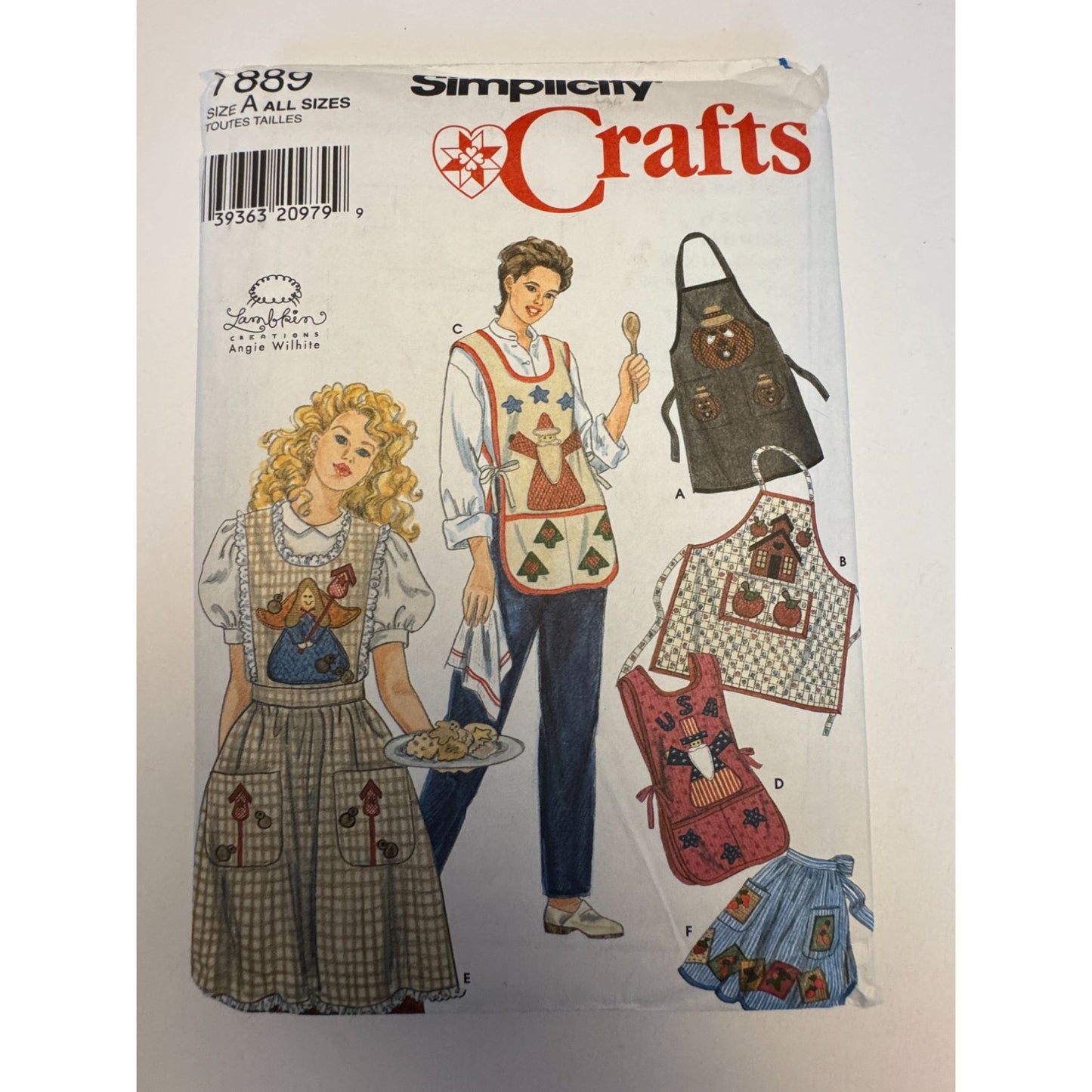 Simplicity Sewing Pattern 7889 Kitchen Apron Holiday Baking Patriotic Halloween Uncut Christmas Teacher
