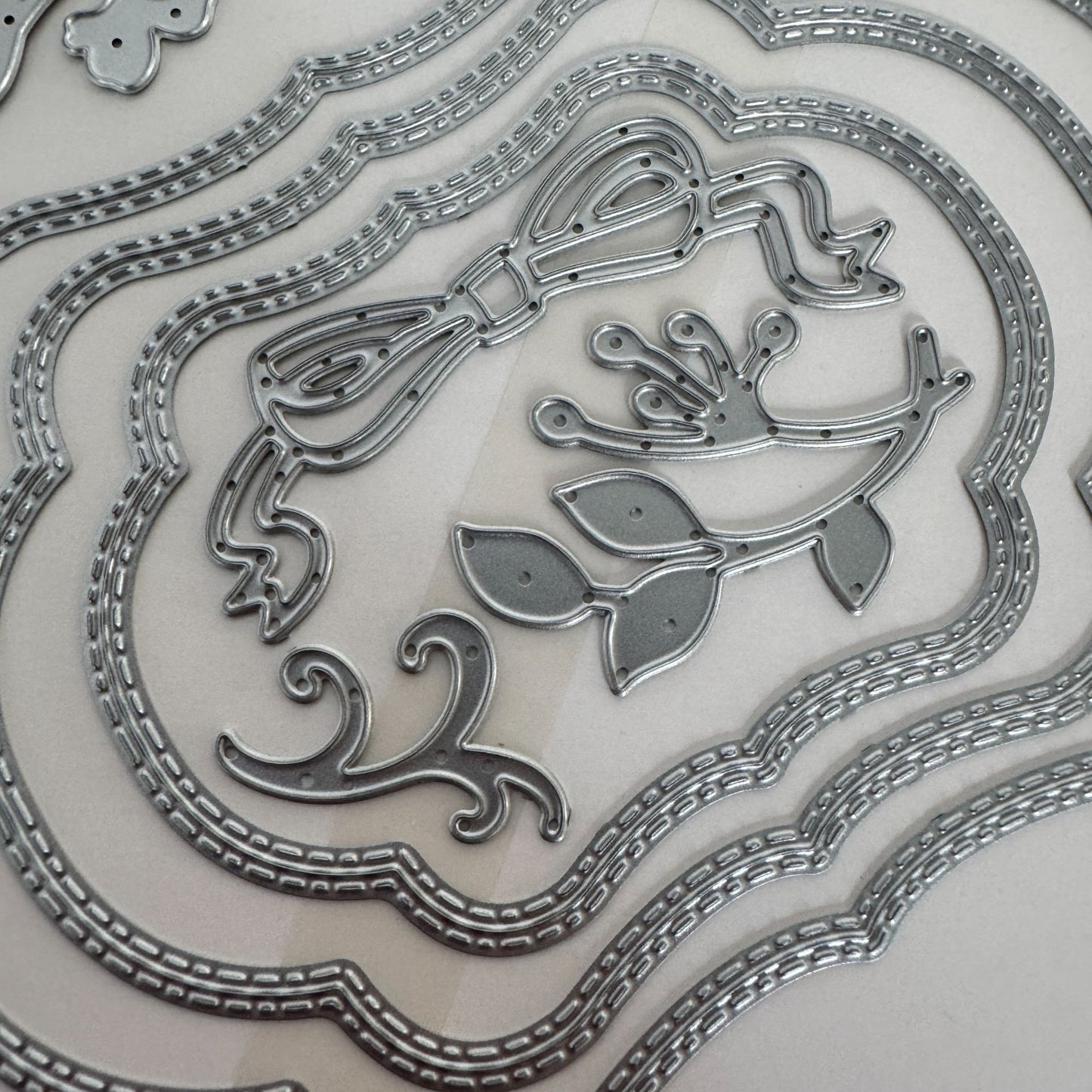 Sizzix Big Shot Stitched Seasons Framelits Dies Flowers Frames Leaf Stampin Up