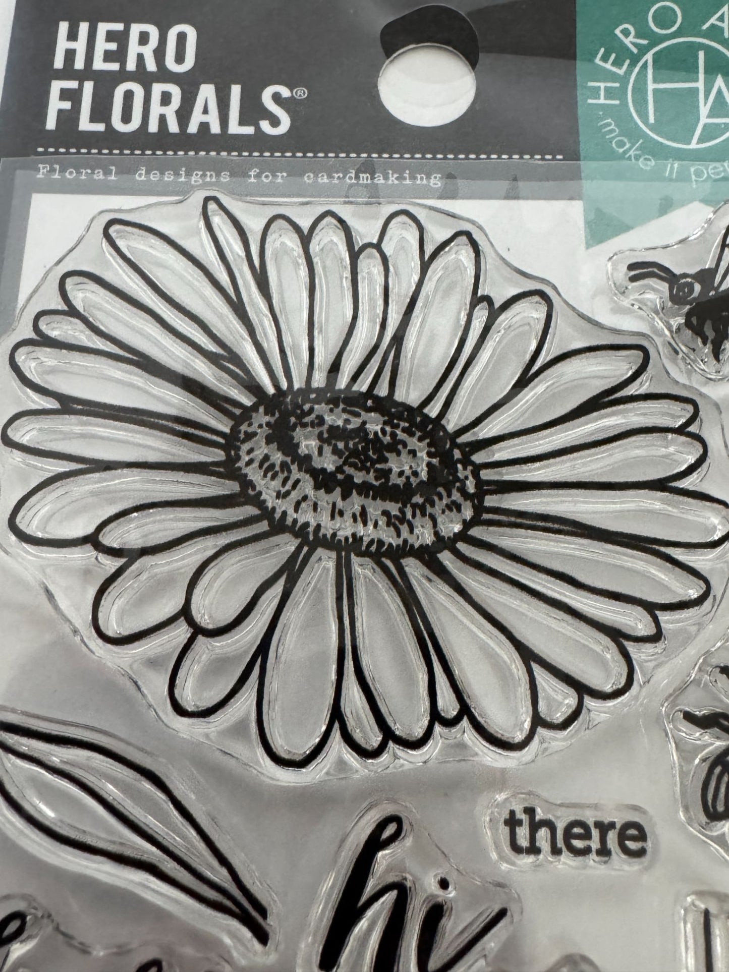 Hero Arts Clear Stamp Set Florals Daisy and Bugs Beautiful Bee Pun Best Buds 3x4