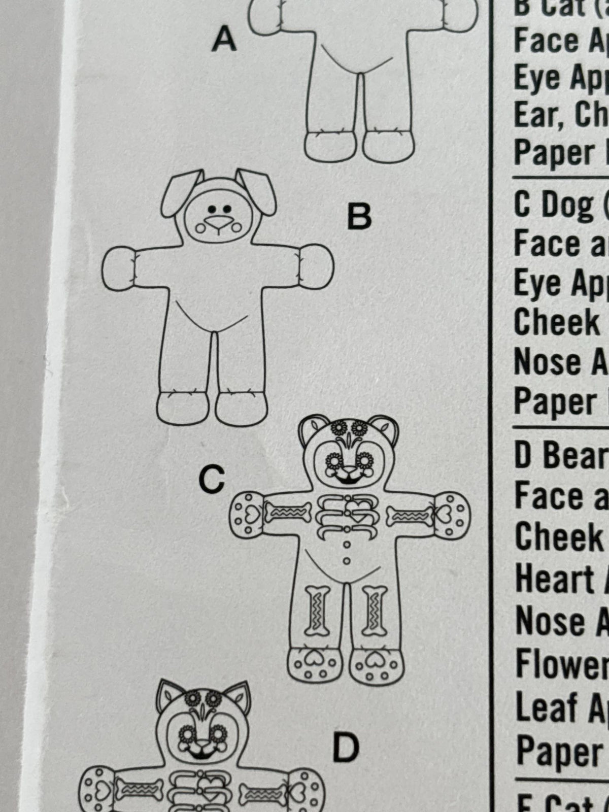 Simplicity Sewing Pattern S8968 Stuffed Animals Teddy Bear Cat Dog Plush Toys UC