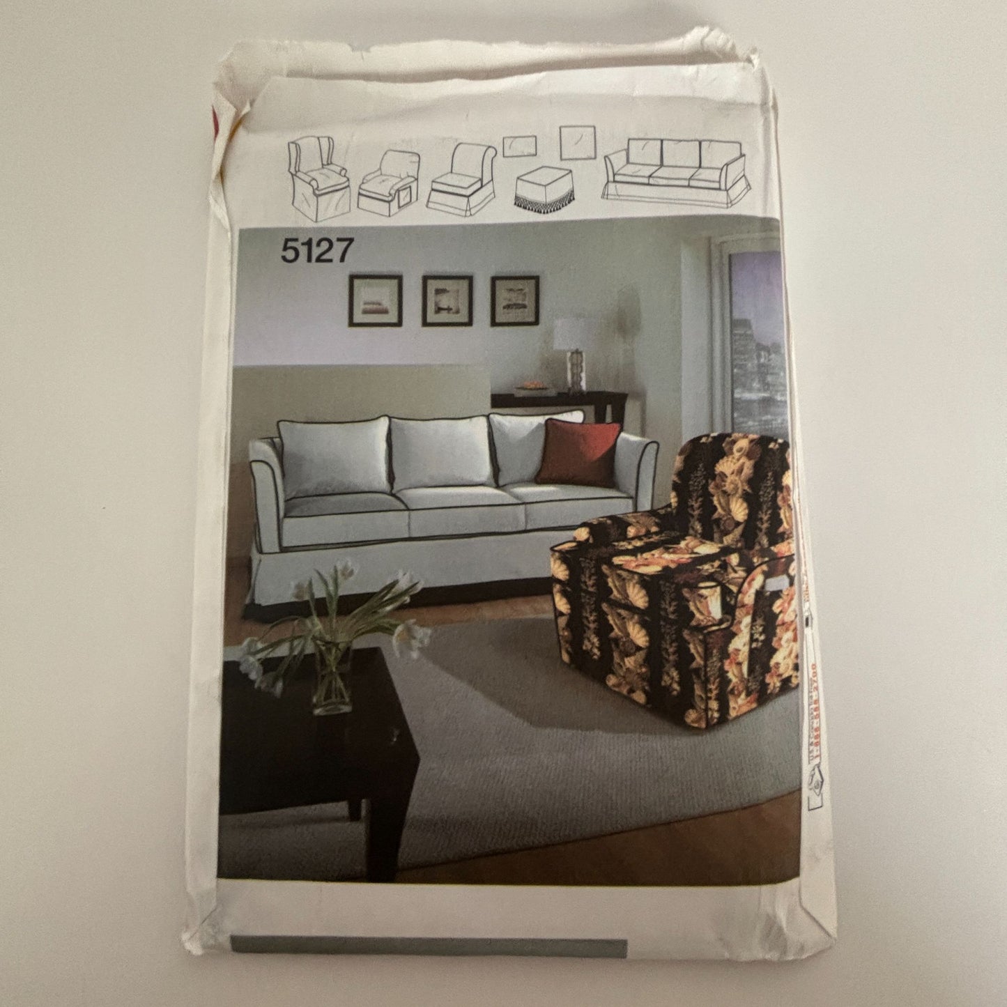 Simplicity Sewing Pattern 5127 Modern Chair Slipcovers Couch Pillows Home Decor