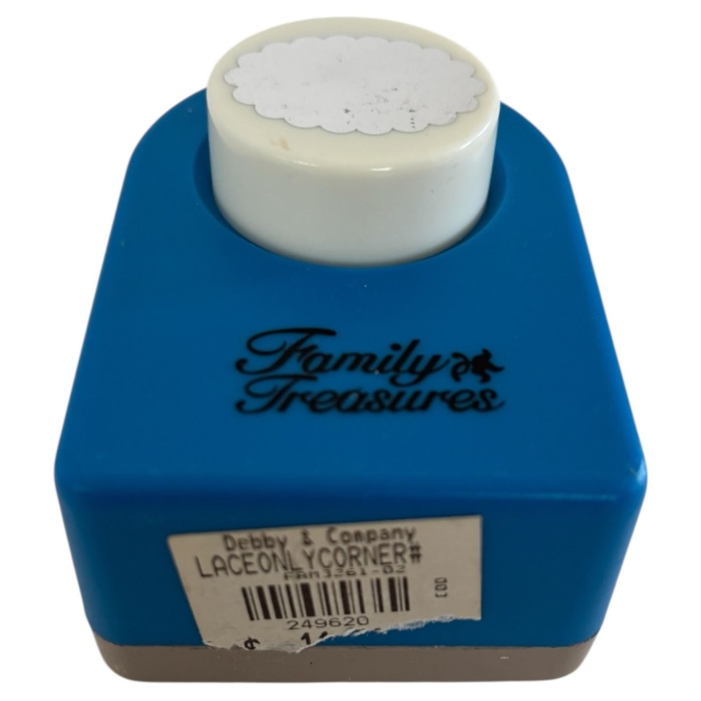 Family Treasures Paper Punch Scalloped Oval Shape Craft1.25 Inch Card Making Art