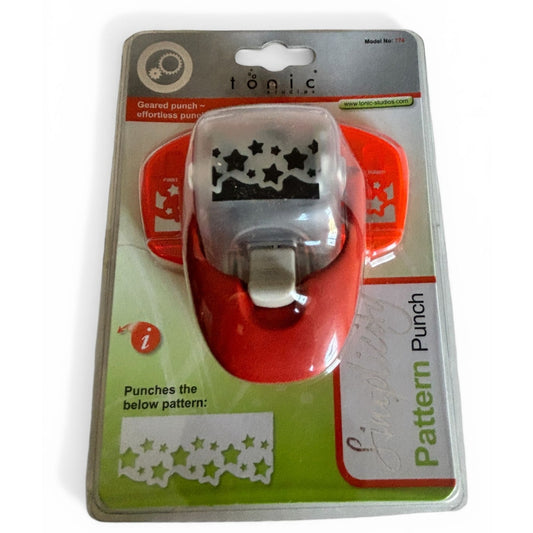 Tonic Studios Paper Punch Star Border Craft Cardmaking Simplicity Pattern Geared