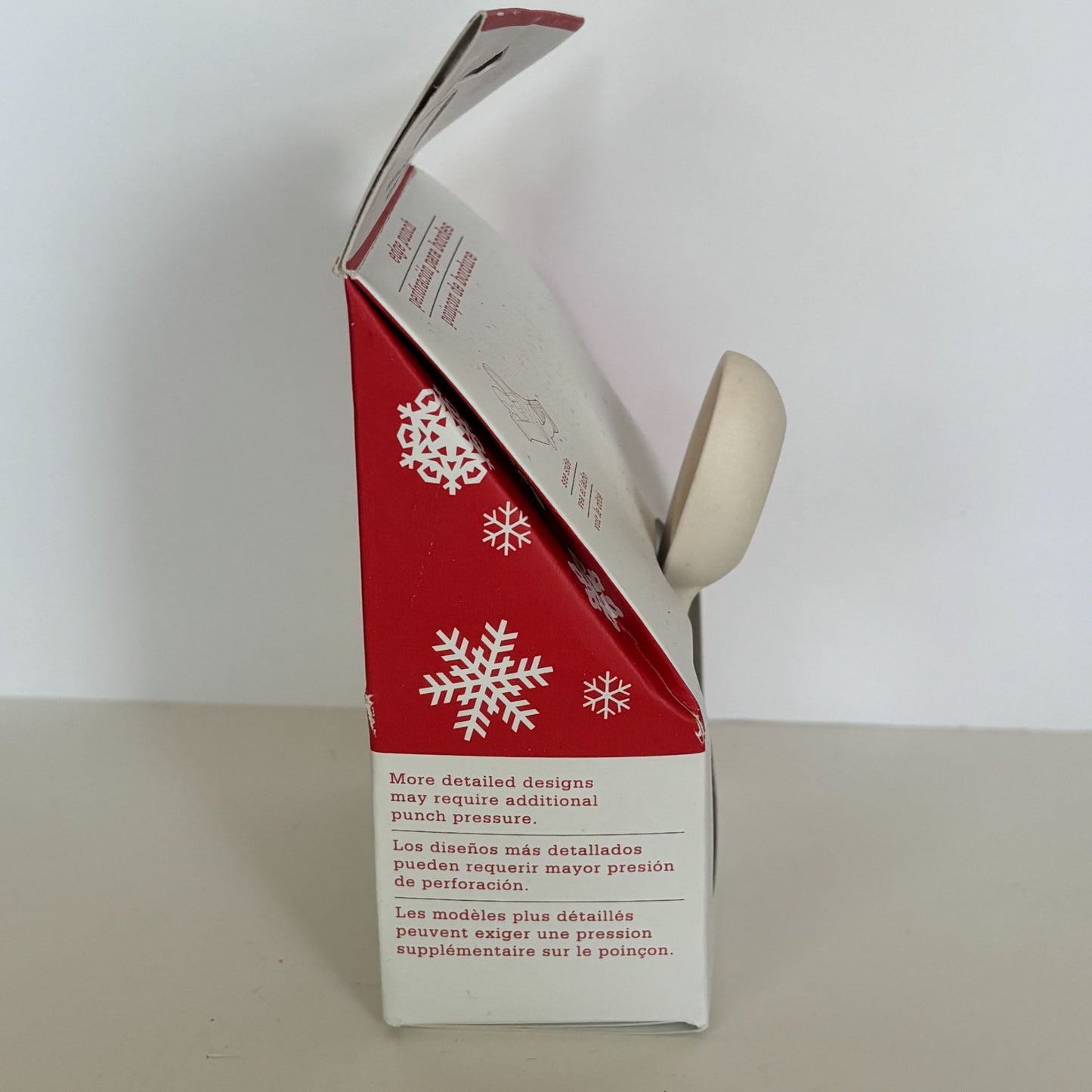 Martha Stewart Holidays Holly Edge Punch Border Christmas Cardmaking Scrapbooking Paper Craft Tool