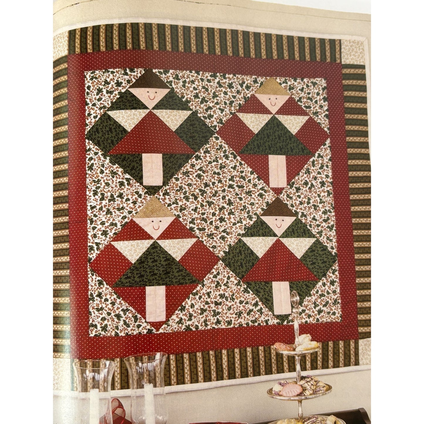 Quilting For Christmas Magazine 2003 Holiday Edition Bed Quilts Quilter Pinwheel
