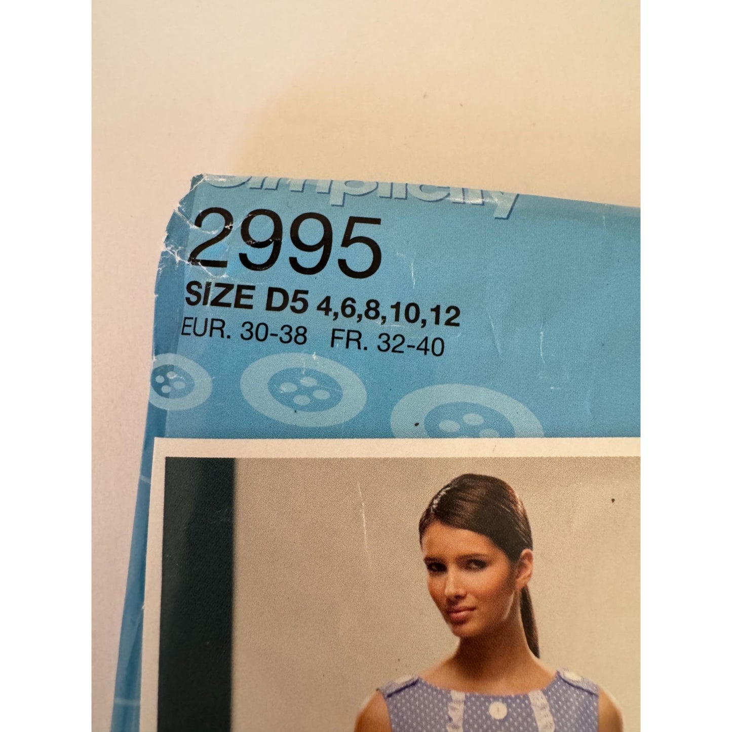 Simplicity Sewing Pattern 2995 Mod Shift Dress Retro Modern Project Runway 4-12