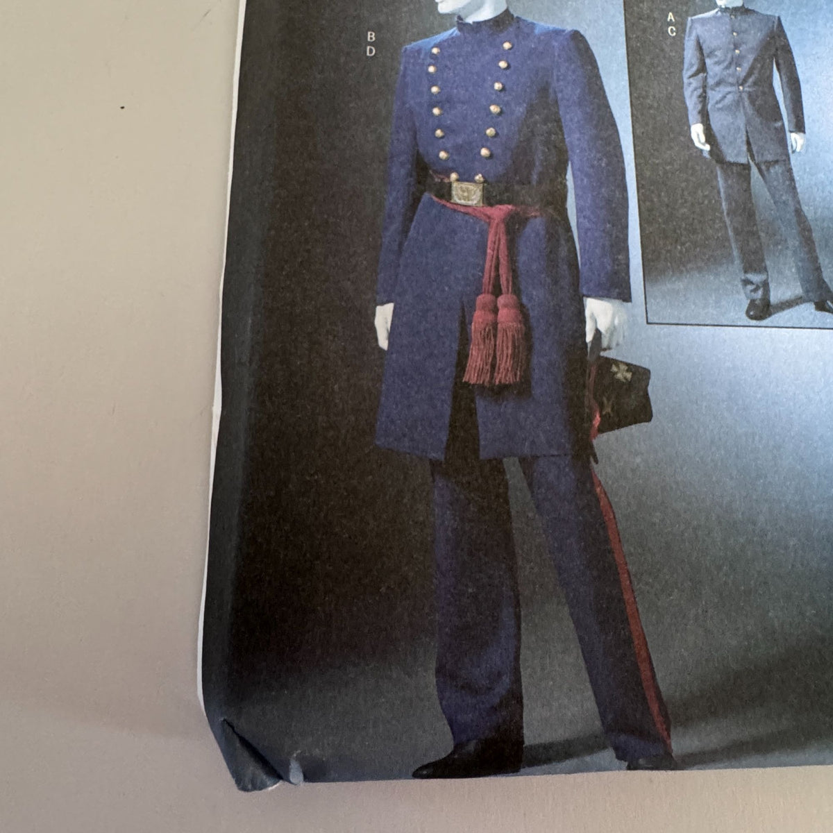 McCalls Sewing Pattern 4745 Mens Civil War Military Coat Historical Costume Reenactment 46-56 Uncut