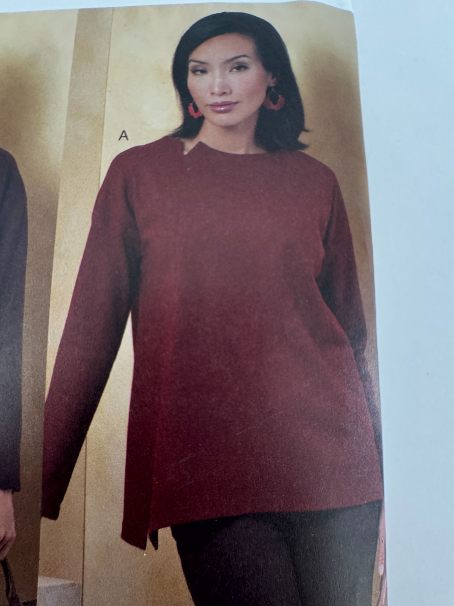 Vogue Sewing Pattern V2067 Knit Top and Hooded Jacket Sizes Round Neck 4-26 UC