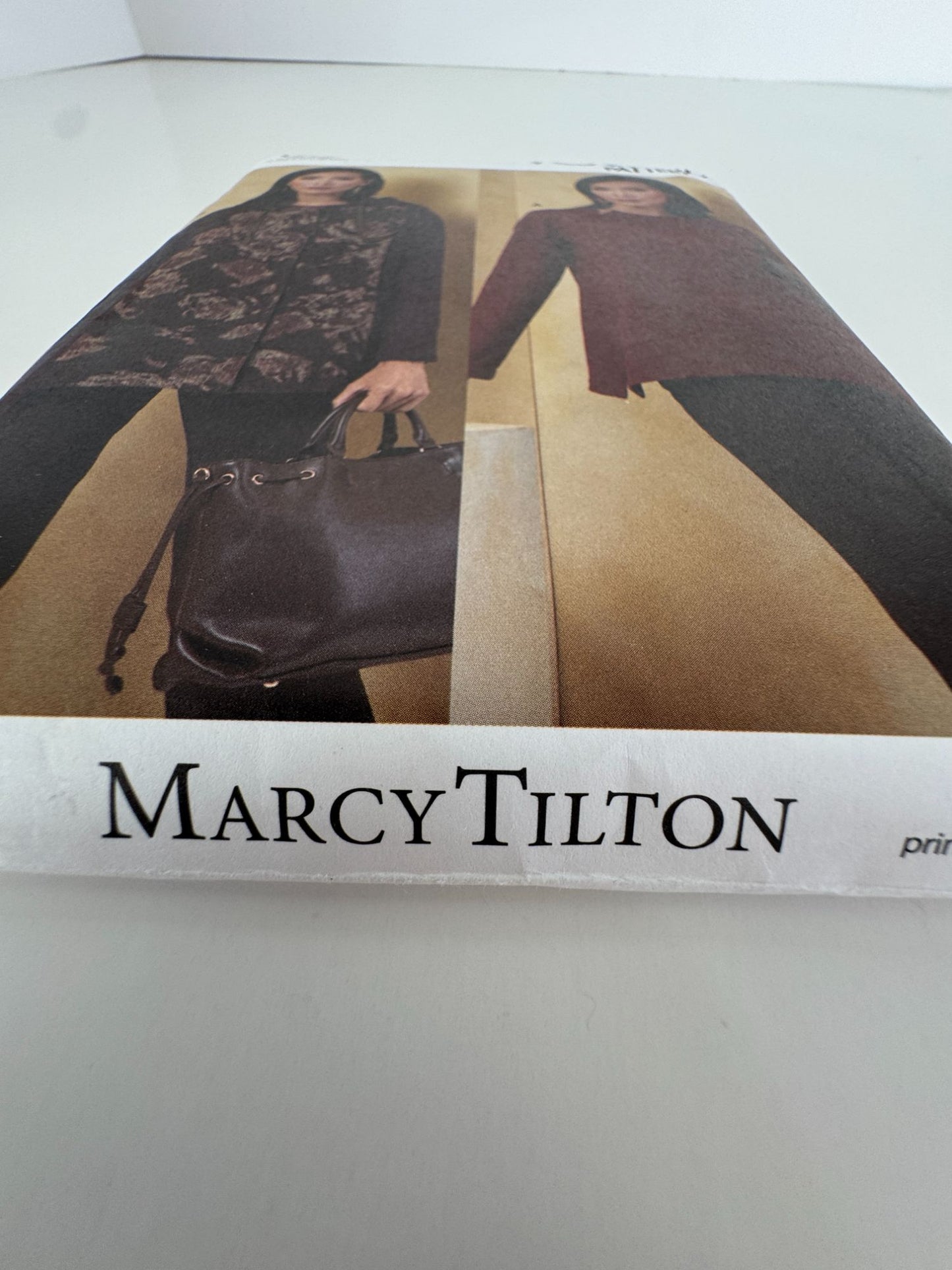 Vogue Sewing Pattern V2067 Knit Top and Hooded Jacket Sizes Round Neck 4-26 UC