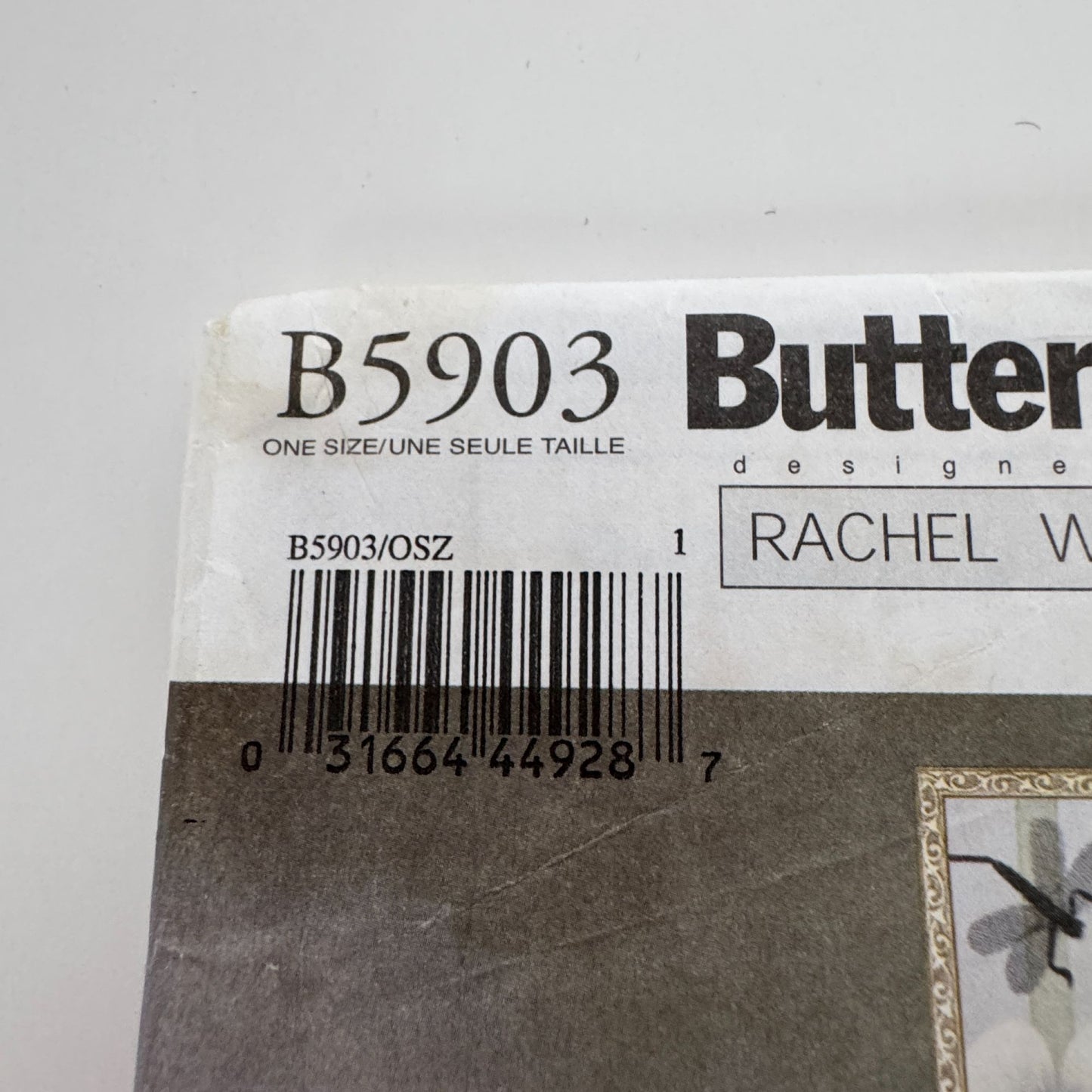 Butterick Sewing Pattern B5903 Decorative Pillows Square Home Decor Wallis Uncut