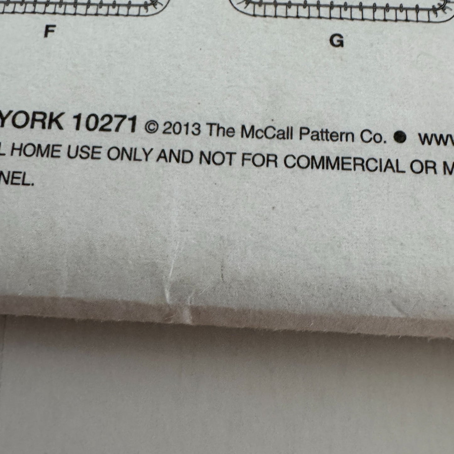 Butterick Sewing Pattern B5903 Decorative Pillows Square Home Decor Wallis Uncut